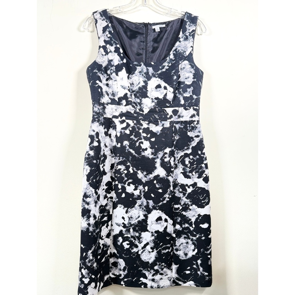 Black and White sleeveless dress